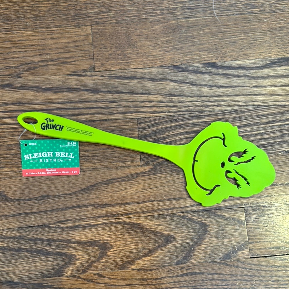 The Grinch Green Spatula